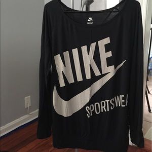 Women’s Nike Sportswear Top